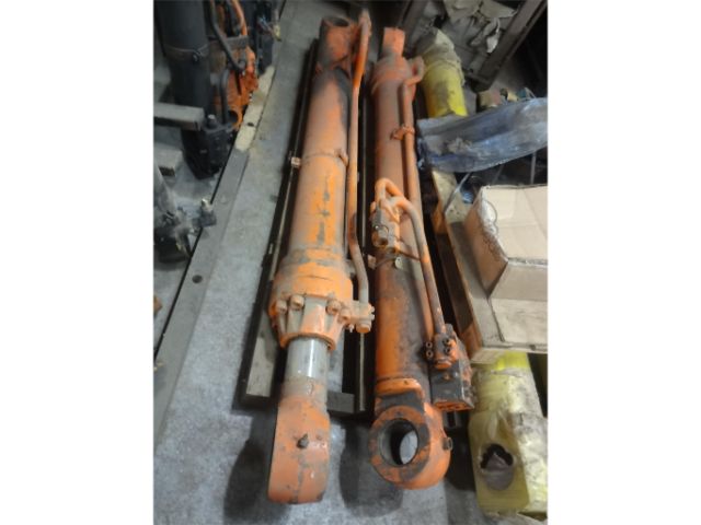 Boom Cylinder 168140A1