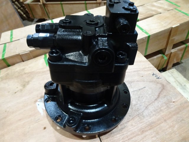 Slew Motor YN15V00055F1