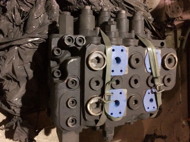 Control Valve 332/J6423