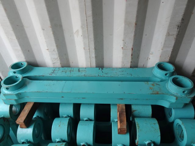 Bucket Side Links LS12B01773P1 LS12B01774P1