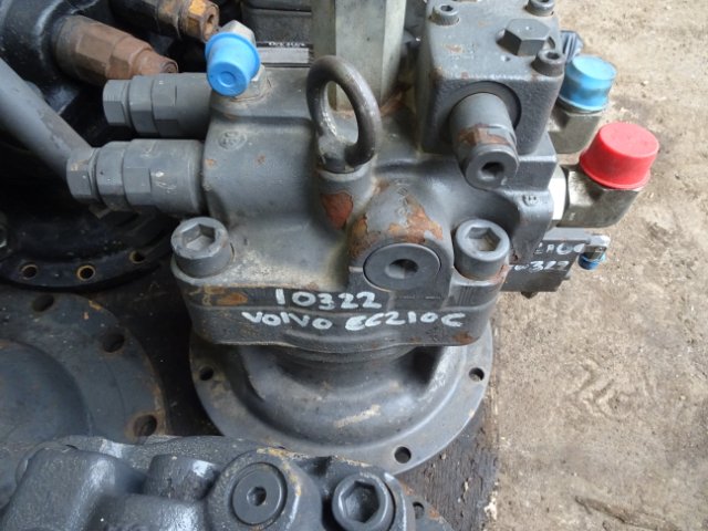 Slew Motor VOE14552686