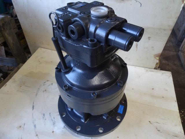 Slew Motor KNC10162
