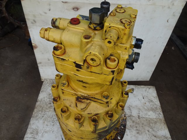 Slew Motor LQ15V00023F1