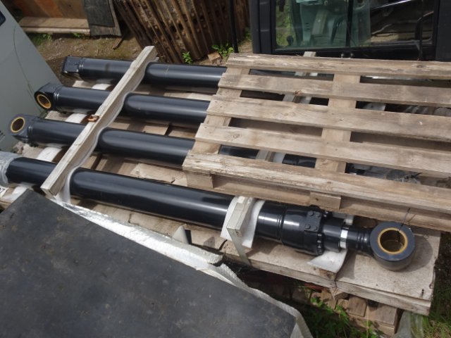 Arm Cylinder 400/P2272