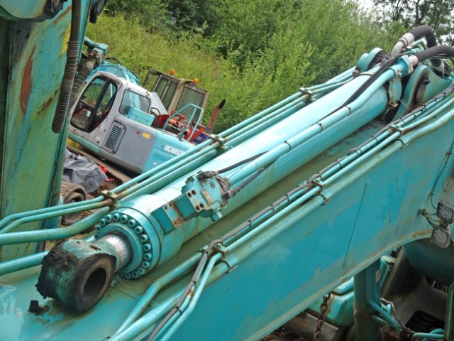 Arm Cylinder LS01V00056F2